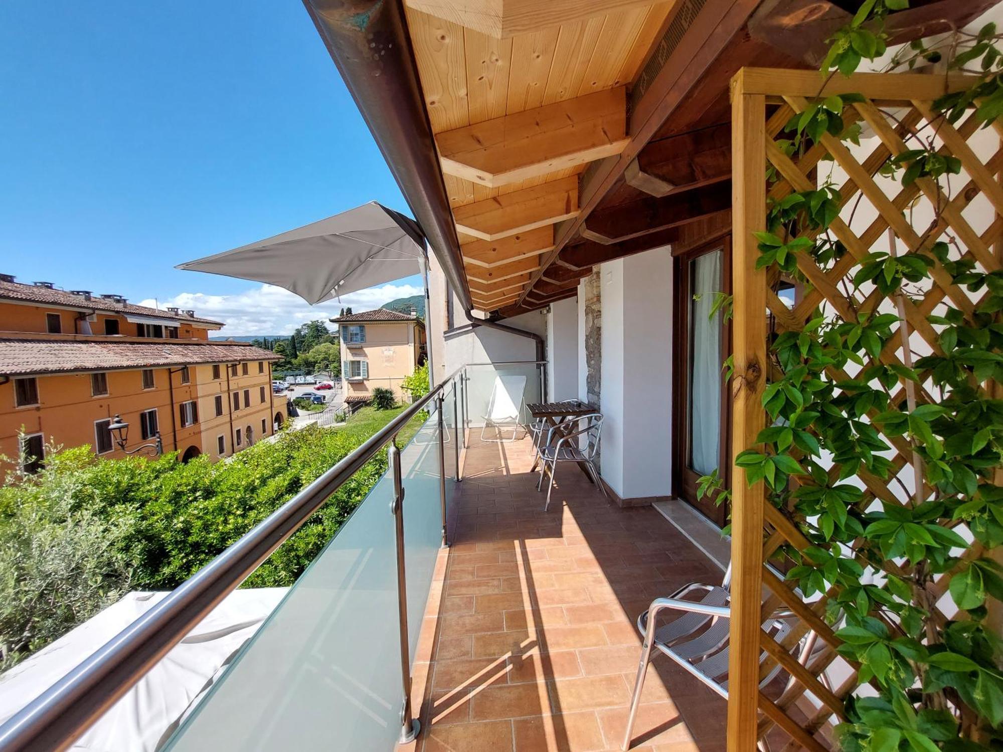 Pizzocolo Resort Fasano 加尔多内-里维耶拉 外观 照片