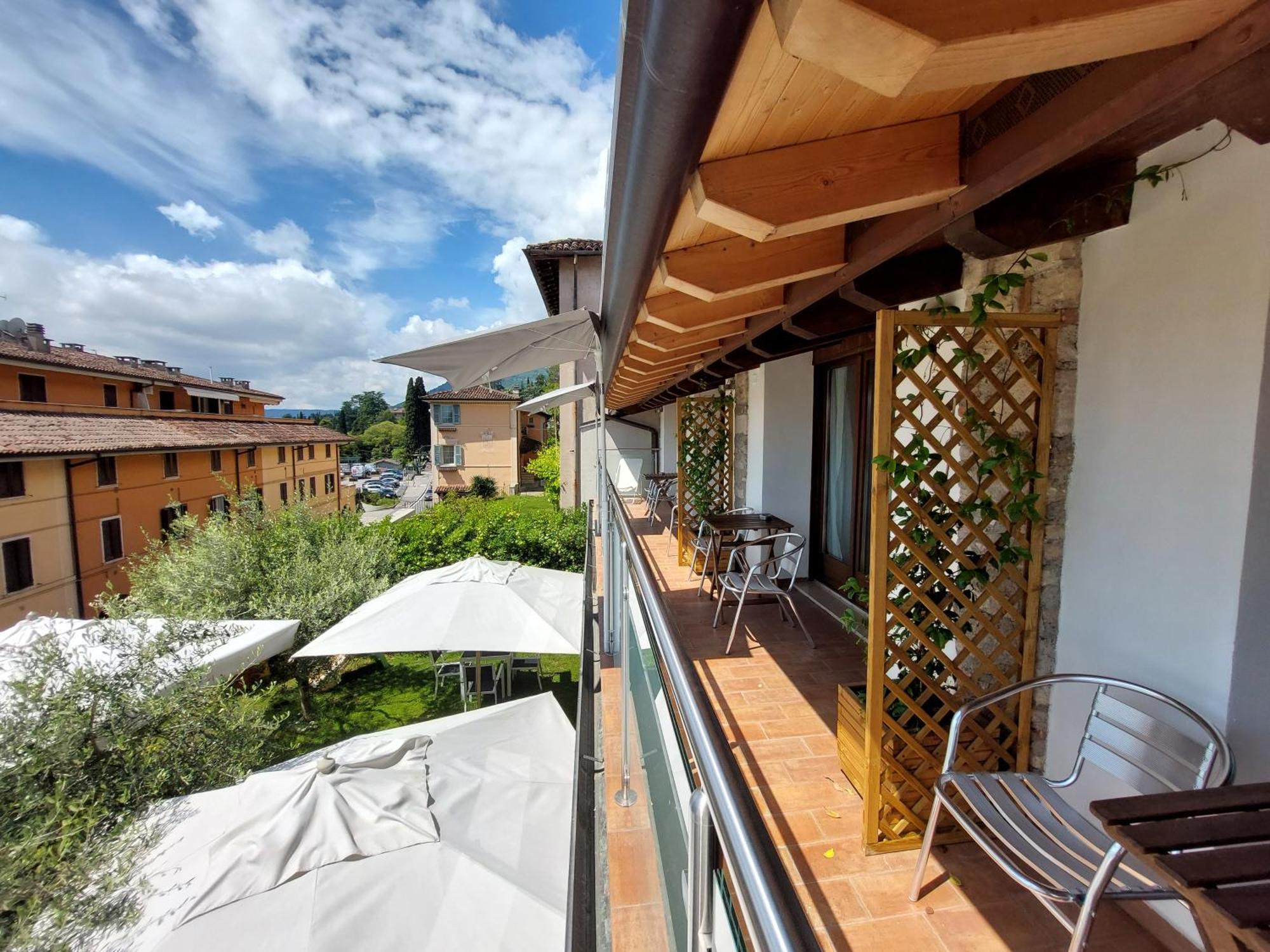 Pizzocolo Resort Fasano 加尔多内-里维耶拉 外观 照片