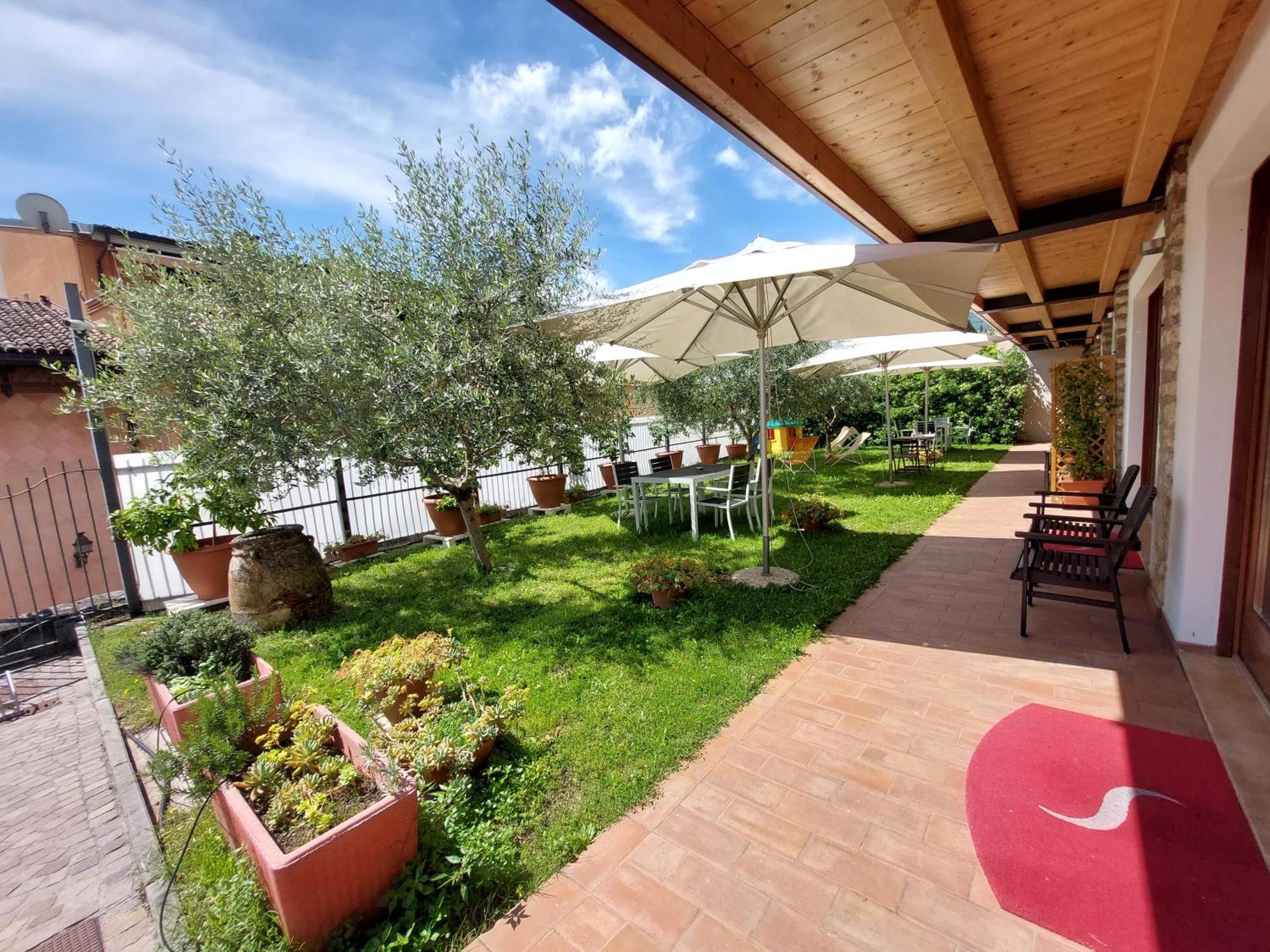 Pizzocolo Resort Fasano 加尔多内-里维耶拉 外观 照片