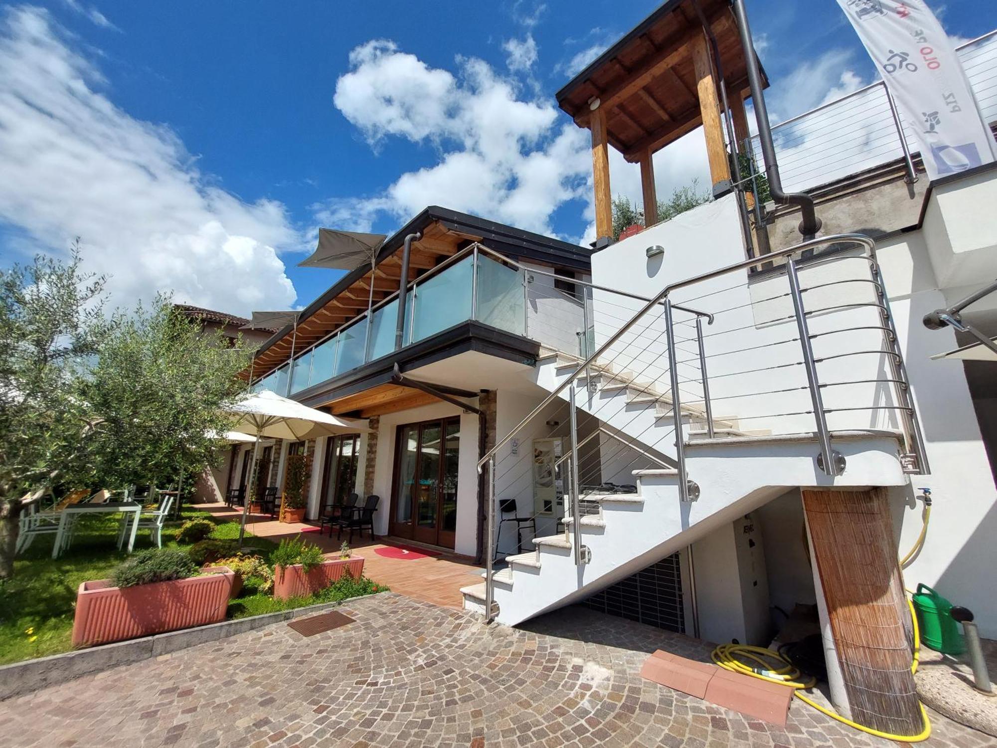 Pizzocolo Resort Fasano 加尔多内-里维耶拉 外观 照片